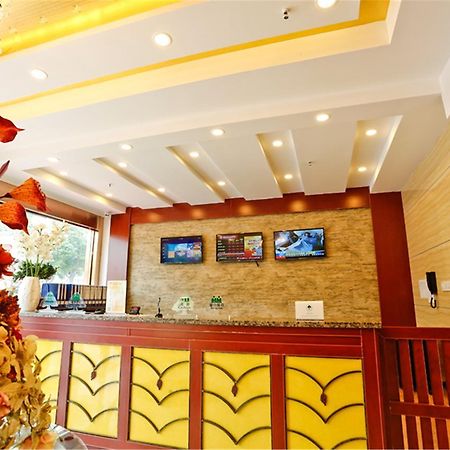 Greentree Inn Anhui Fuyang Yijing International North Door Busniess Hotel エクステリア 写真